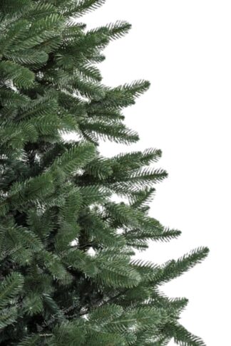 Umělý vánoční 3D stromek Jedle Kanadská. Strom má husté zelené jehličí.