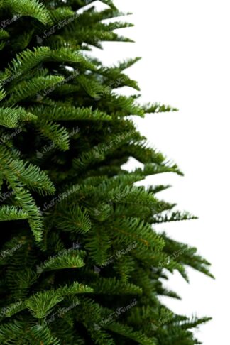 Umělý vánoční stromek FULL 3D Jedle Kavkazská. Strom má husté světle zelené jehličí.