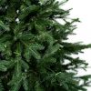 Detail větviček 3D vánočního stromku. Větvičky jsou pěkně strukturované díky čemuž působí opravdu živo.
