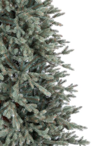 Umělý vánoční stromek 3D Smrk Ledový Úzky. Strom má husté zeleno-stříbrné jehlice.