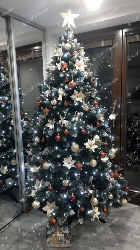 Umělý vánoční stromek Borovice Stříbrná 220cm