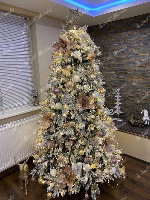 Umělý vánoční stromek 3D Smrk Královský 240cm