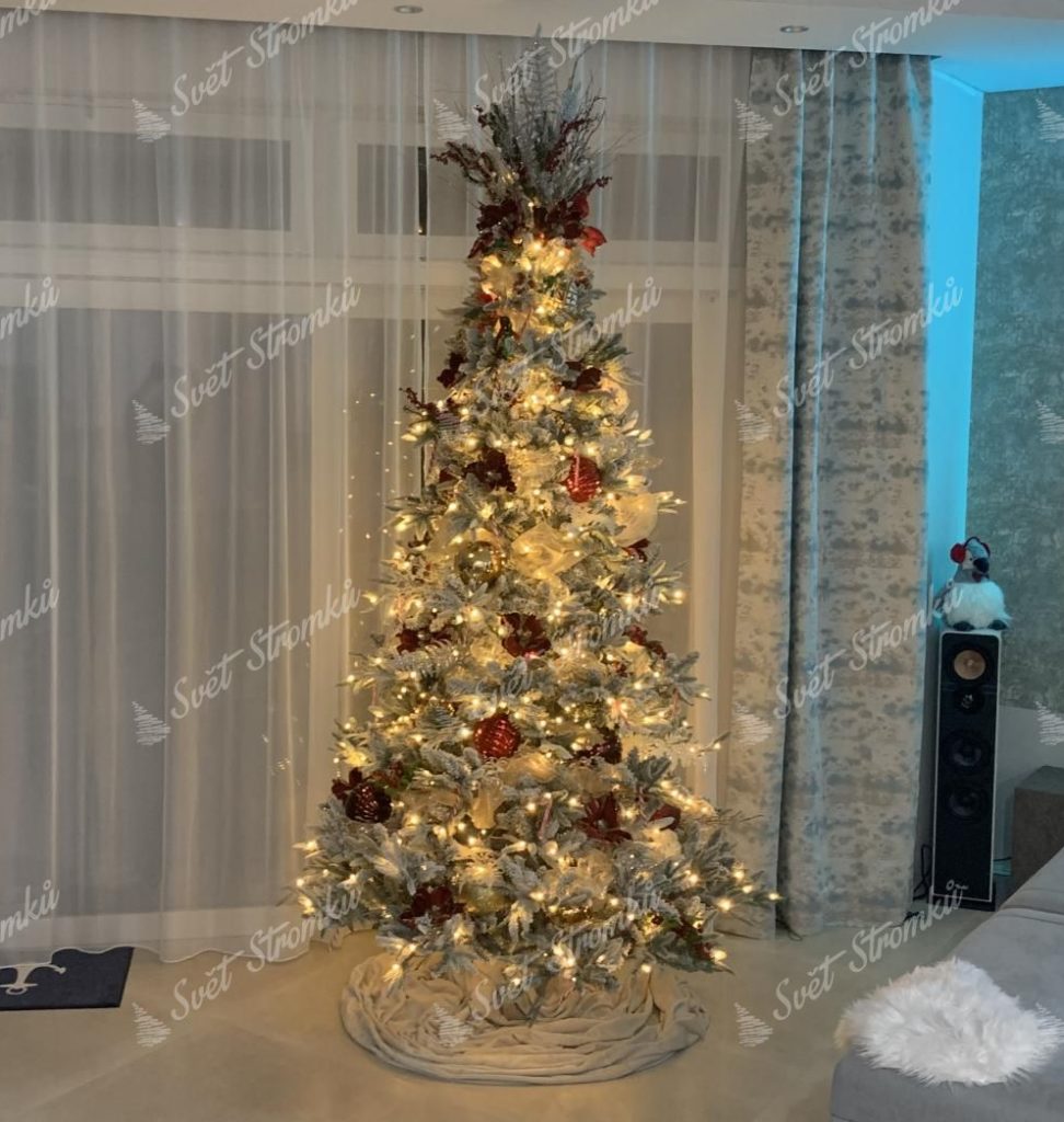 Umělý vánoční stromek 3D Jedle Sibírska 270cm LED