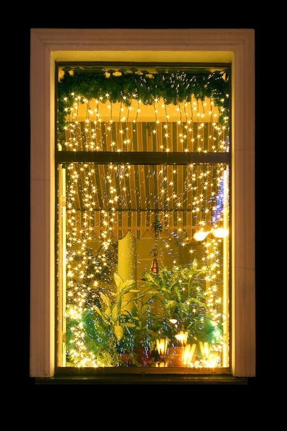Svítici vánoční dekorace do oken