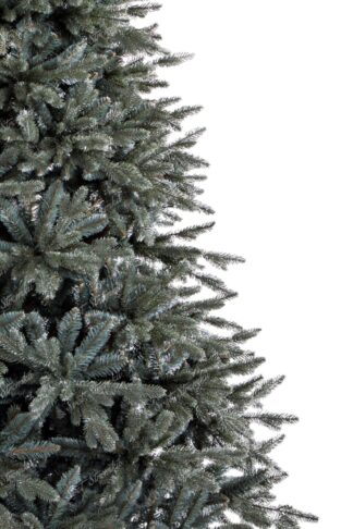 Umělý vánoční stromek 3D Smrk Ledový. Strom má husté zeleno-stříbrné jehlice.