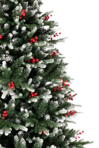 Umělý vánoční stromek 3D Smrk Zasněžený. Stromek má zasněžené konce a je ozdobený bobulemi cesmíny.