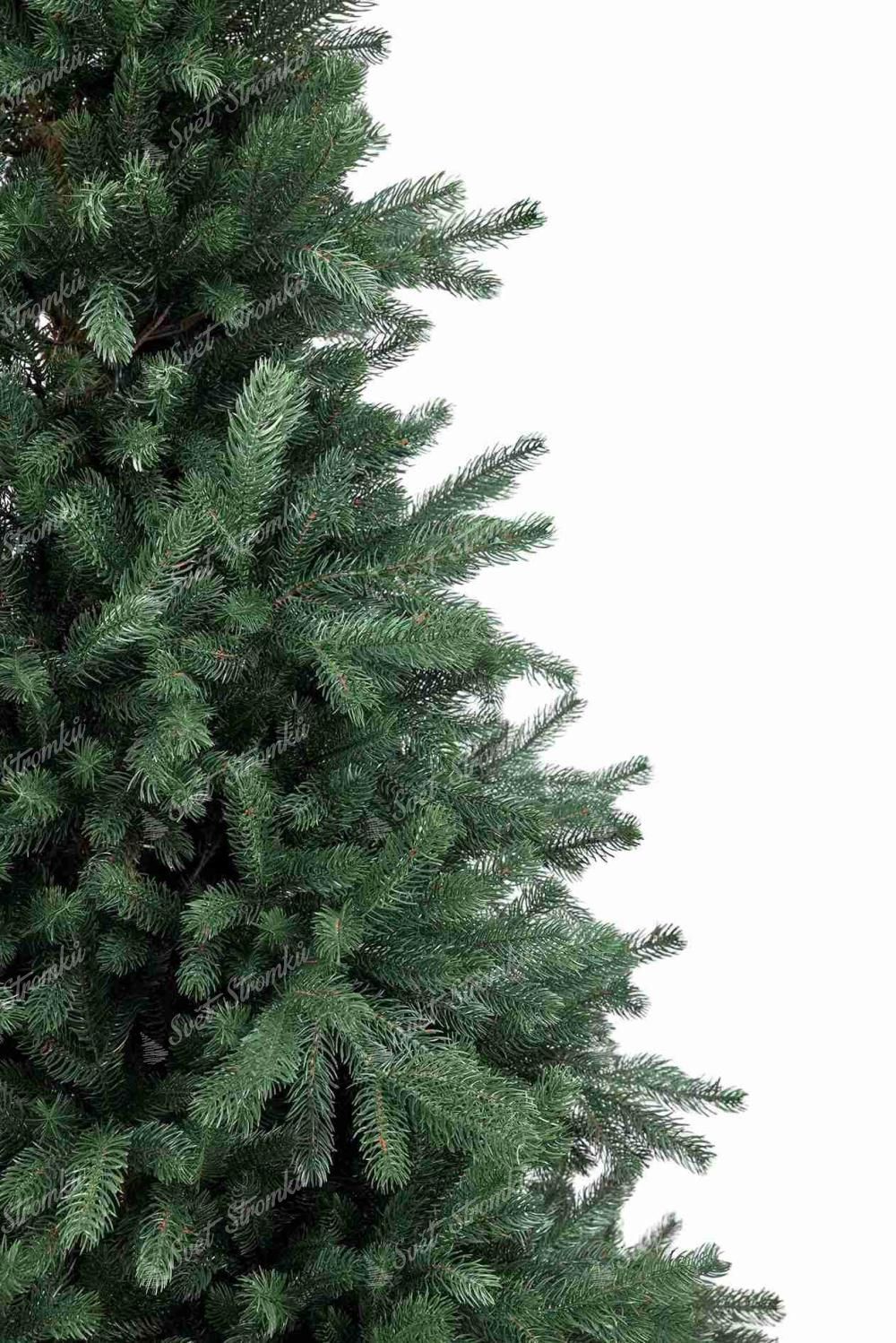 Detail vánočního stromku FULL 3D Smrk Tatranský s tmavě zelenými realistickými 3D větvičkami